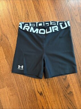 Under Armour Black Women's Athletic Compression Bike Shorts with Logo Waistband